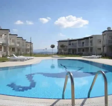 Flamingo Country Club Apartment Complex Apartment *