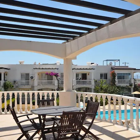 Flamingo Country Club Apartment Complex Apartamento *